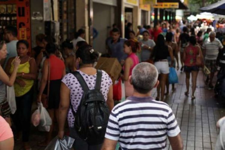Veja o que abre e fecha no feriado do Dia do Comerciário em Fortaleza ...